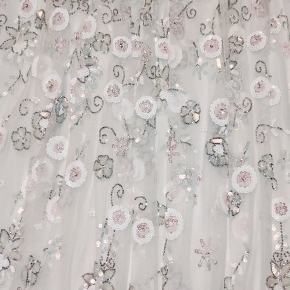 Needle and thread skirt - Picture 2 of 2